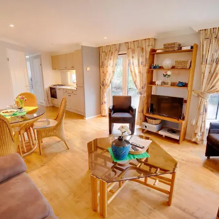 Quaint Holiday In With Garden Shed Casa de Férias