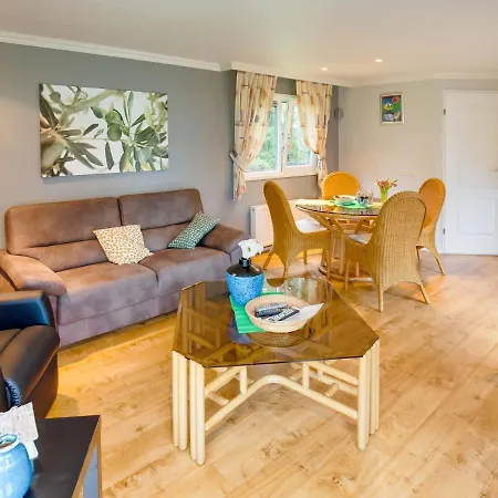 Quaint Holiday In With Garden Shed Casa de Férias *
